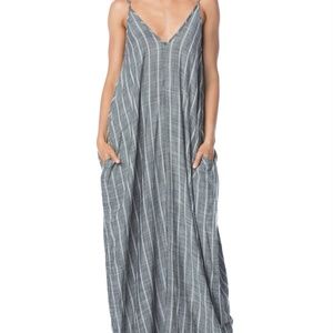 Boho maxi dress in grey or blue with side pockets